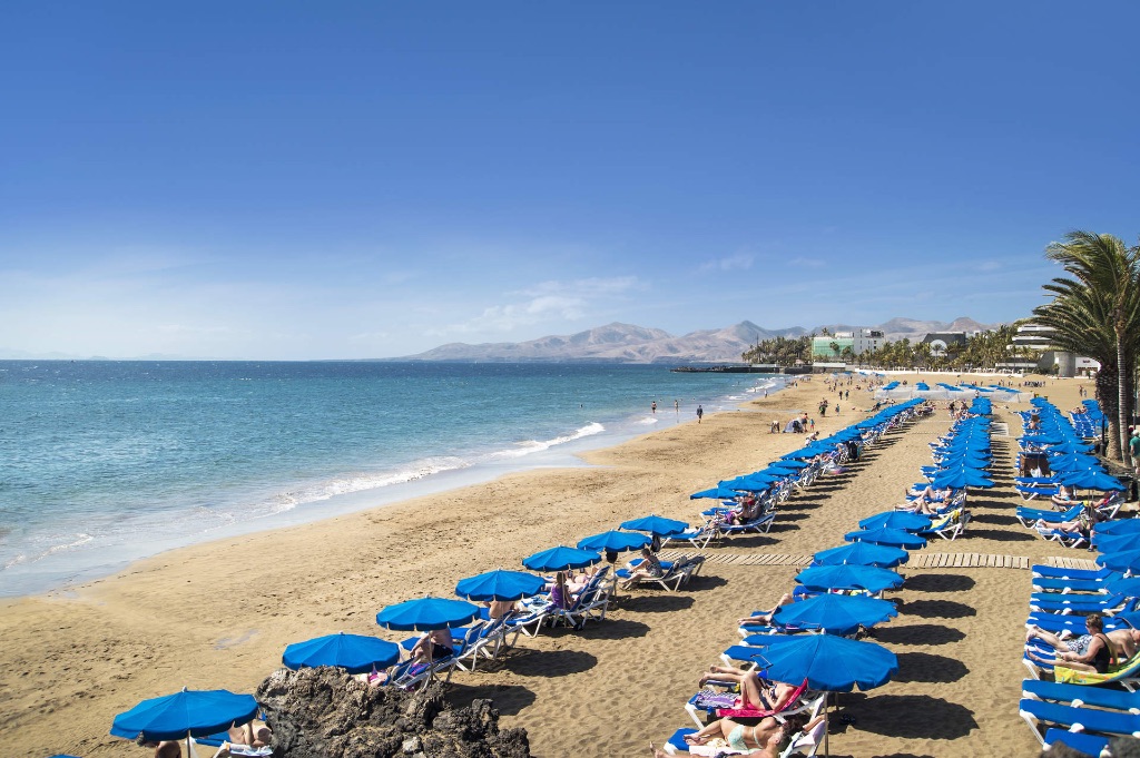 Playa Grande, Puerto del Carmen Beach